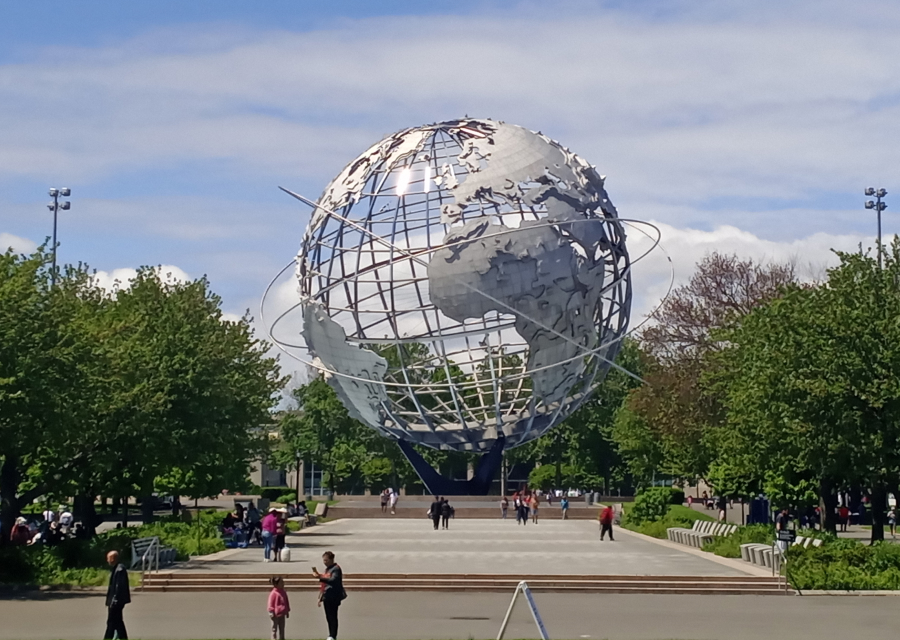 Queens Image